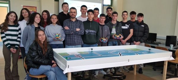 Πρόκριση του 1ου Πειραματικού ΓΕΛ Καρδίτσας στον τελικό του Πανελλήνιου Διαγωνισμού Ρομποτικής STEM 2024