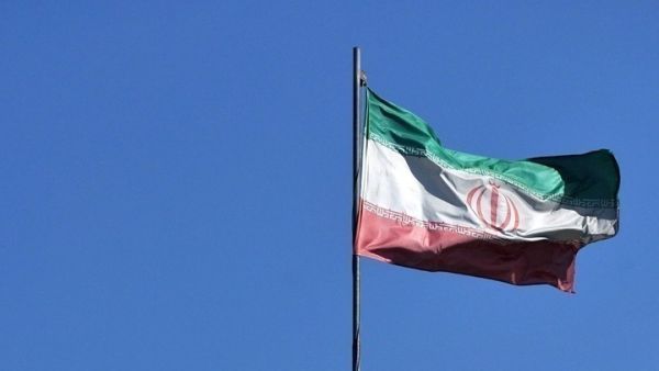 Το Ισραήλ εξαπέλυσε επίθεση στο Ιράν, σύμφωνα με αμερικανικά τηλεοπτικά δίκτυα - Ιράν: «Καμιά» σοβαρή ζημιά μετά τις εκρήξεις