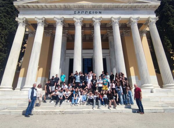 Εκπαιδευτική επίσκεψη της Γ’ τάξης του 6ου Γυμνασίου Καρδίτσας στη Βουλή των Ελλήνων