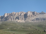 Το βουνό Qizil Qaya 3726m
