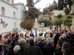 ΣΤΙΓΜΙΟΤΥΠΟ ΑΠΟ ΤΗΝ ΕΠΙΜΝΗΜΟΣΥΝΗ ΔΕΗΣΗ ΣΤΟΝ ΤΑΦΟ ΤΟΥ ΣΕΡΑΦΕΙΜ