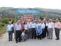 Φώτο από την αδελφοποίηση Γυμνασίων της Καρδίτσας και της Δερβιτσάνης Βορείου Ηπείρου
