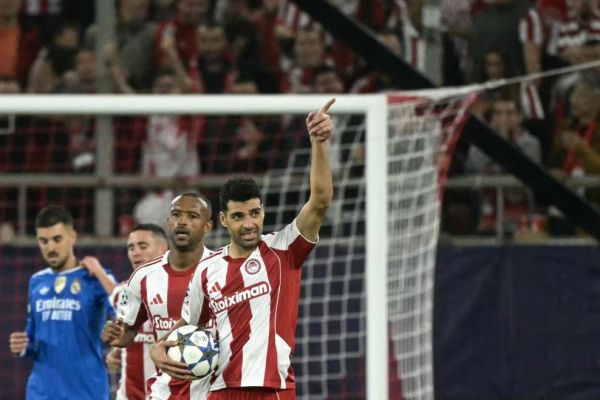 Πέτυχε 3 γκολ, αλλά δεν απέφυγε την ήττα από τη Ρεάλ στο "Γ. Καραϊσκάκης" ο Ολυμπιακός (+Βίντεο)