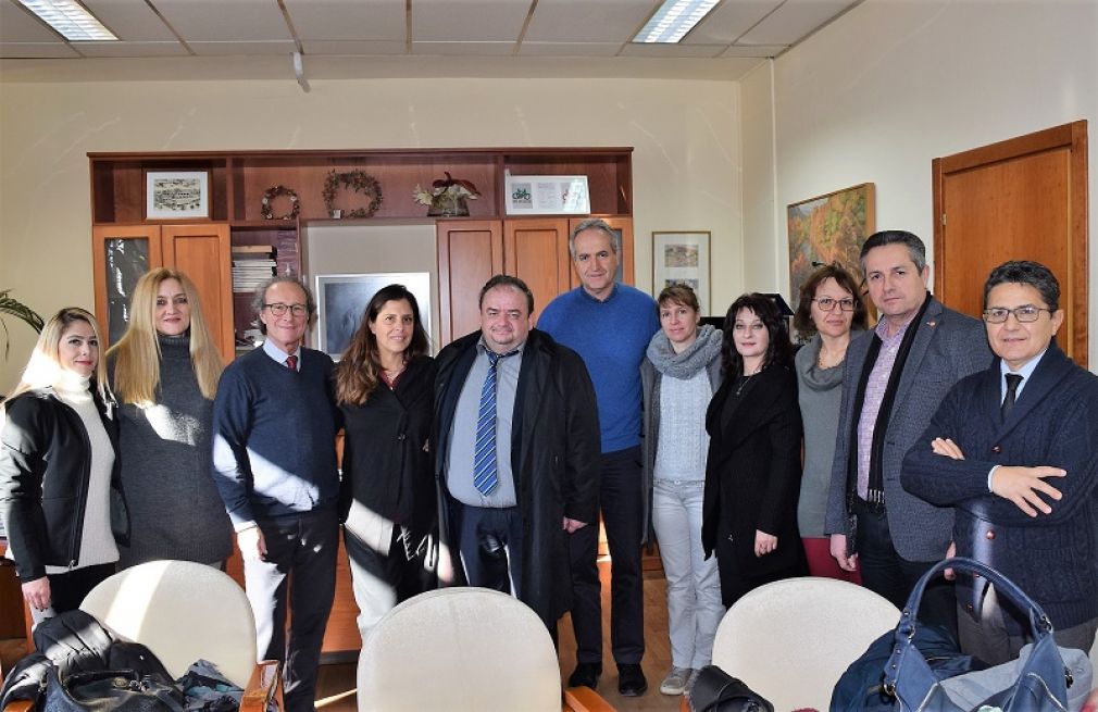 Συνάντηση του Δημάρχου Καρδίτσας με αντιπροσωπείες ξένων εκπαιδευτικών