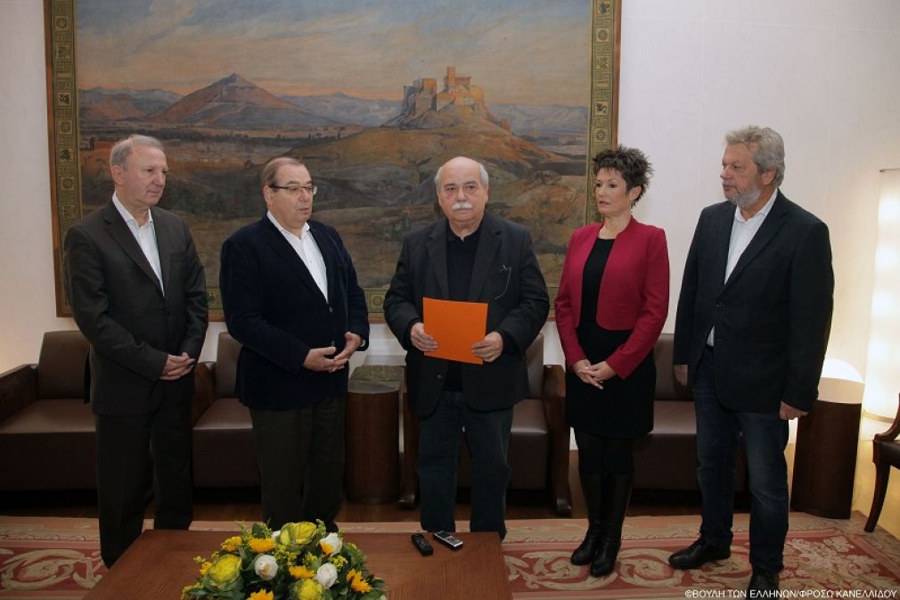 Στον Πρόεδρο της Βουλής το πόρισμα της Εξεταστικής Επιτροπής για τη διερεύνηση σκανδάλων στον χώρο της Υγείας