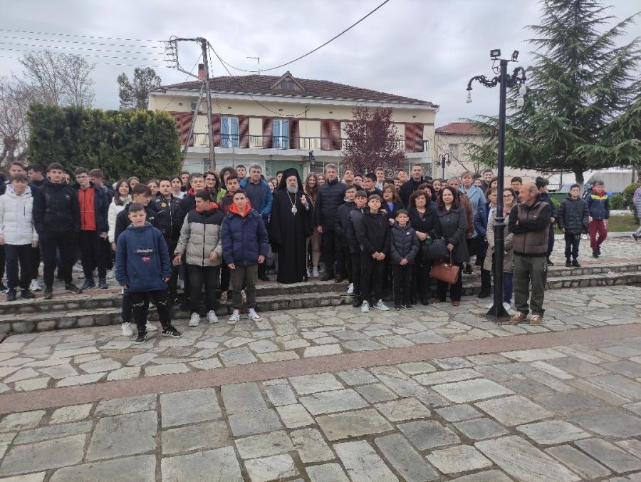 Εκκλησιασμός των μαθητών του 1ου Γυμνασίου Παλαμά