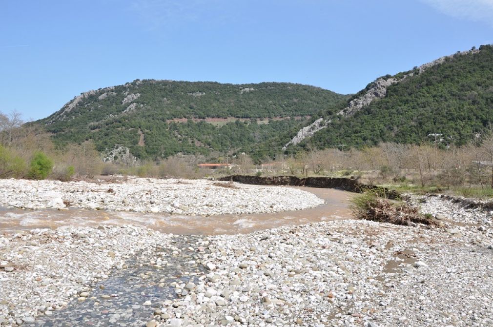 Προχωρούν προς υλοποίηση τα δύο έργα αποκατάστασης της κοίτης του ποταμού Πάμισου
