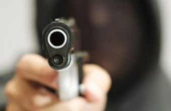 Ένοχη κρίθηκε η οπλουργός για το θάνατο της Χαλίνα Χάτσινς στα γυρίσματα της ταινίας «Rust»