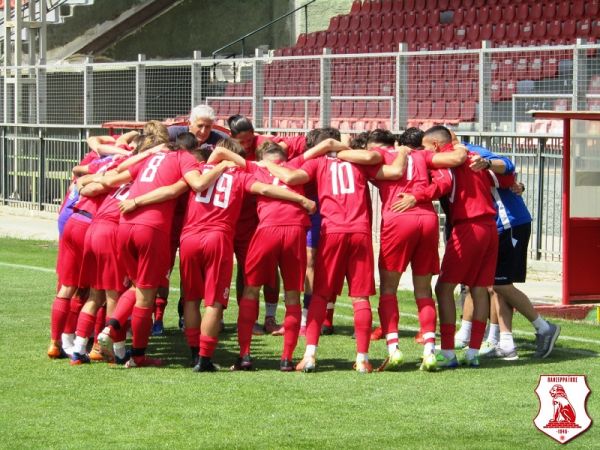 "Λευκή" ισοπαλία για Πανσερραϊκό και ΠΑΟΚ Β' με την ομάδα των Σερρών να διοργανώνει γιορτή για την κατάκτηση της ανόδου