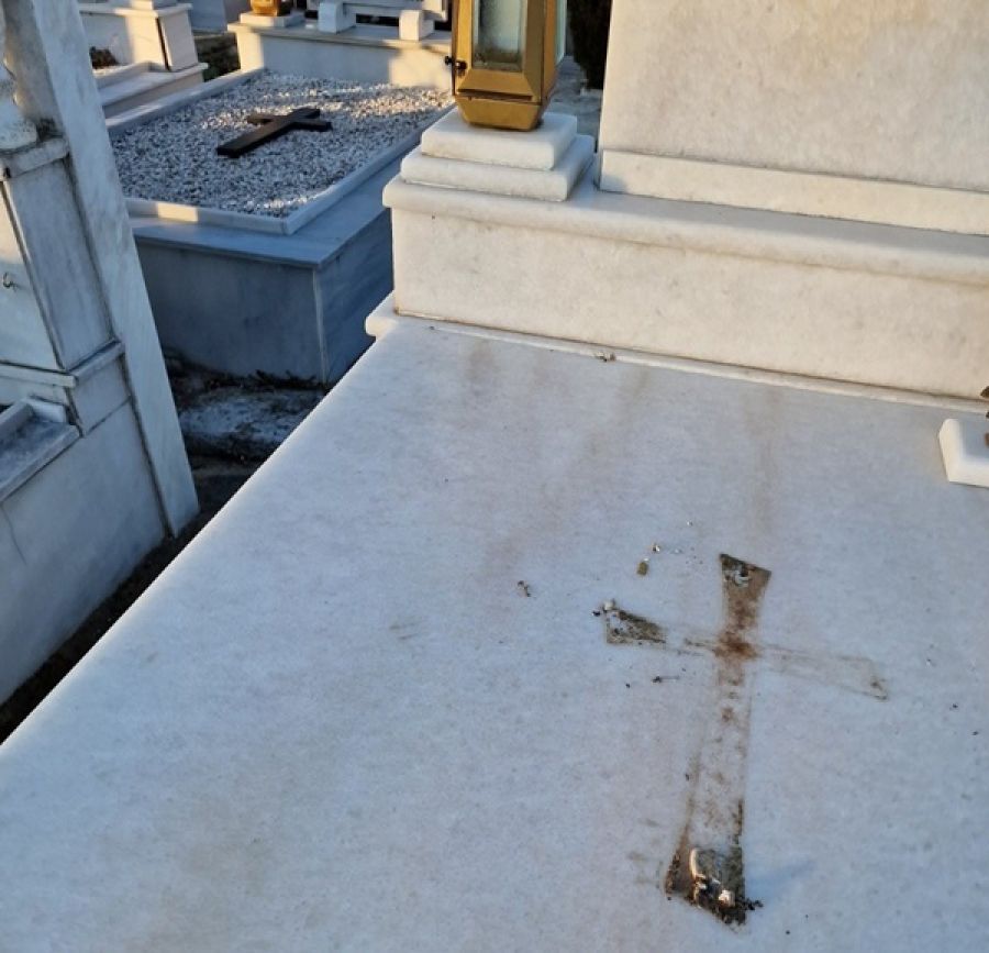 Συνεχίζονται οι κλοπές μεταλλικών αντικειμένων από τα κοιμητήρια της Καρδίτσας