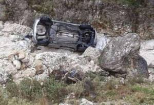 Θανατηφόρο τροχαίο στη Δίβρη - Νεκρός 50χρονος μετά από πτώση του ΙΧ σε χαράδρα