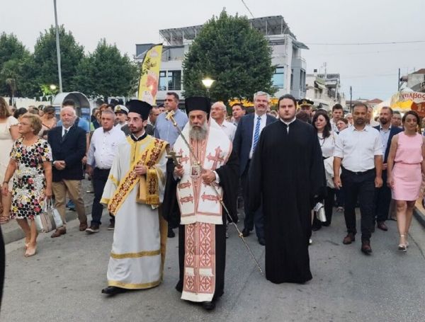 Πανηγυρικός εσπερινός και λιτάνευση της εικόνας της Αγ. Παρασκευής στους Σοφάδες