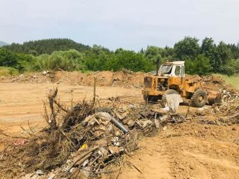 Εργασίες αποκατάστασης εστιών μόλυνσης του περιβάλλοντος πραγματοποιήθηκαν στη Μητρόπολη