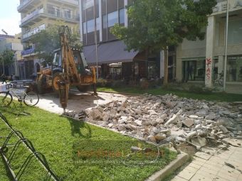 Ξεκίνησαν τα έργα ανάπλασης στην κεντρική πλατεία της Καρδίτσας (+Φώτο +Βίντεο)