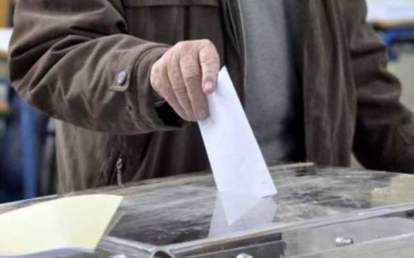 Μόλις 40,77% η συμμετοχή στις εκλογές στις 4.30 μ.μ. σύμφωνα με το ΥΠ.ΕΣ.