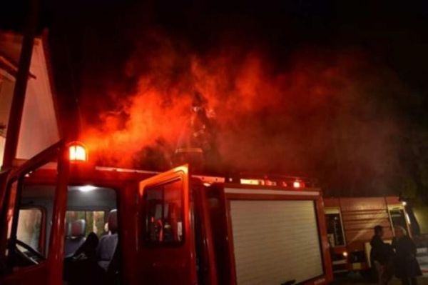 Πυρκαγιά σε μονοκατοικία στο Καλλιφώνι Καρδίτσας το βράδυ του Σαββάτου (18/7)
