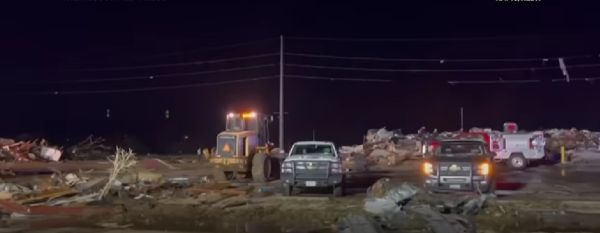 Τέσσερις νεκροί και δεκάδες τραυματίες από ανεμοστρόβιλο στην πόλη Ματαντόρ του Τέξας (+Βίντεο)