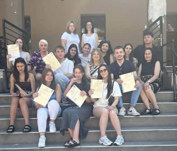 Με επιτυχία πραγματοποιήθηκε η τελετή αποφοίτησης του ΕΠΑ.Λ. Μουζακίου
