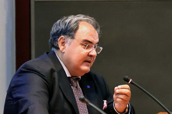 Σαρηγιάννης: Στο 20% η επιβάρυνση από τη βιομηχανία στο Βόλο