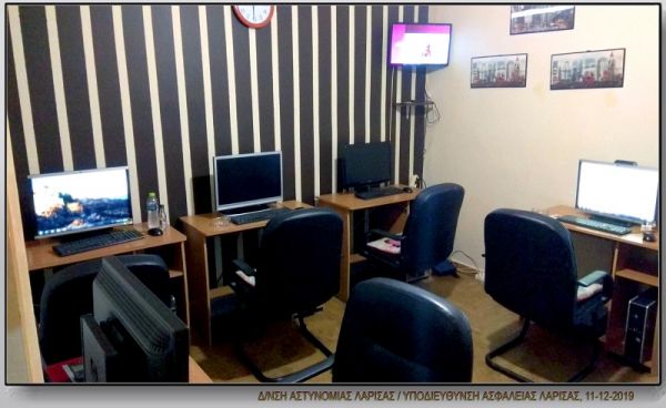 Τέσσερις συλλήψεις για "φρουτάκια' σε σπίτι της Λάρισας
