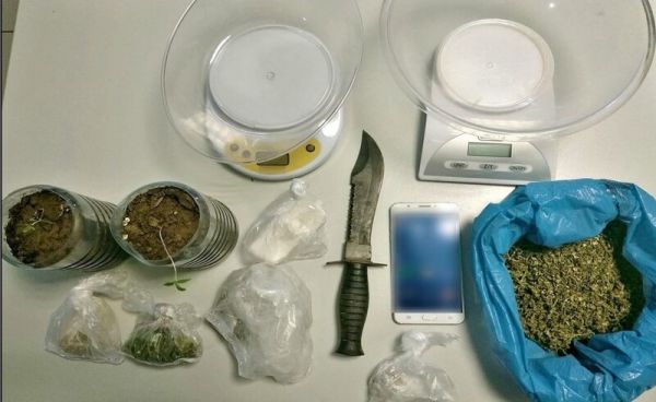Φάρσαλα: Συνελήφθη άνδρας για κατοχή όπλων και ναρκωτικών