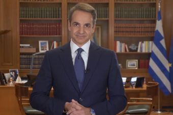 Μητσοτάκης: Επέκταση της ενίσχυσης των 800 ευρώ σε όσους πλήττονται - Έκτακτο "δώρο" για εργαζομένους στην Υγεία και την Πολιτική Προστασία