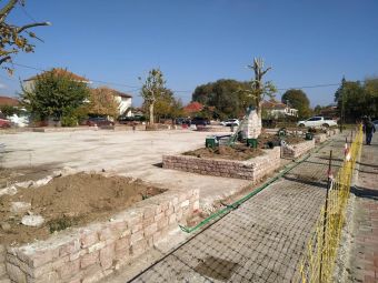 Σε εξέλιξη η ανάπλαση της Κεντρικής Πλατείας στην Τοπική Κοινότητα Κρανιάς