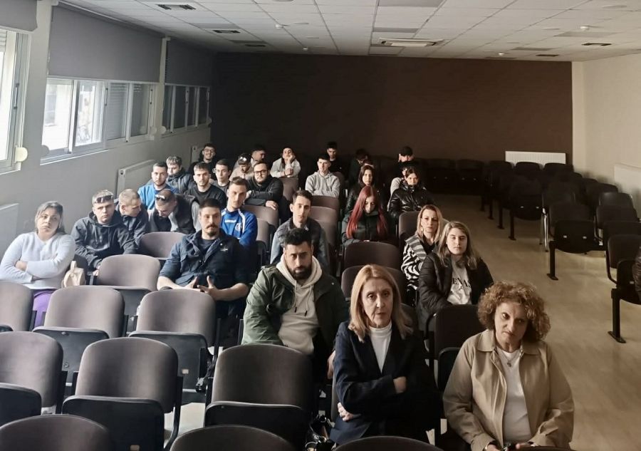 Ενημερωτική δράση του Εργατικού Κέντρου Καρδίτσας σε συνεργασία με την ΕΠΑ.Σ. της Δ.ΥΠ.Α.