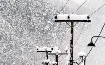 Ανοιχτοί οι δρόμοι αλλά μόνο για οχήματα με αλυσίδες στο Δήμο Αργιθέας - Προβλήματα με την ηλεκτροδότηση