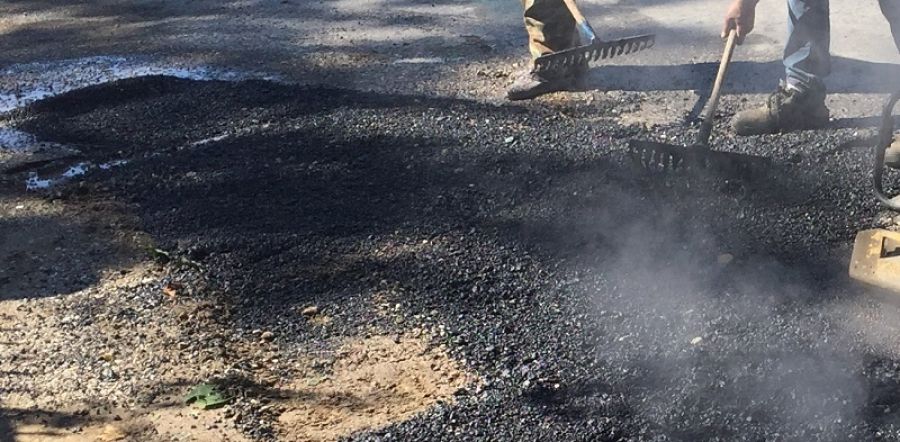 Υπεγράφη σύμβαση με προϋπολογισμό 2 εκατ. ευρώ για τη βελτίωση της οδικής ασφάλειας στην Π.Ε. Τρικάλων