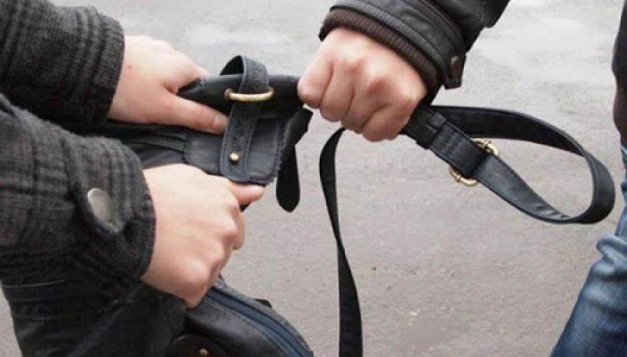 Δύο συλλήψεις στην Καρδίτσα για κλοπές τσαντών από γυναίκες ποδηλάτισσες