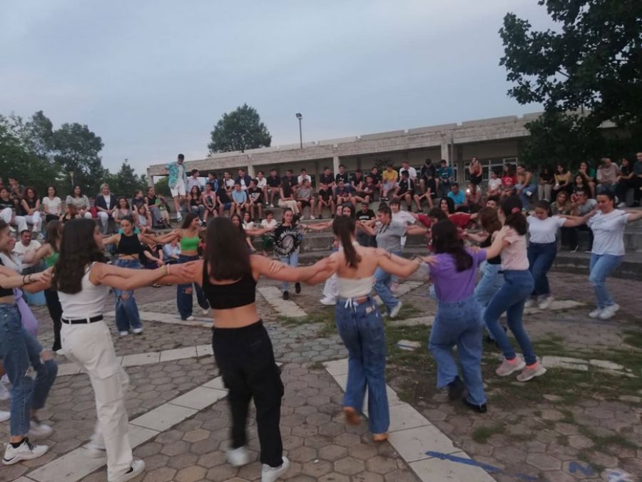 Εκδήλωση λήξης του σχολικού έτους και κοινωνικής προσφοράς του 2ου Γυμνασίου Καρδίτσας