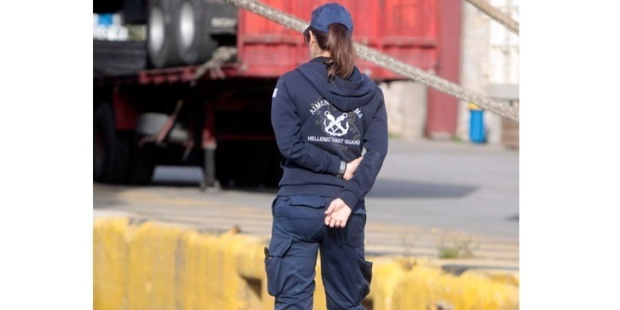 Ολοκληρώθηκε από το Λιμενικό Σώμα η διά θαλάσσης απομάκρυνση 229 ατόμων από την παραλία του Αγ. Βασιλείου Βοιωτίας