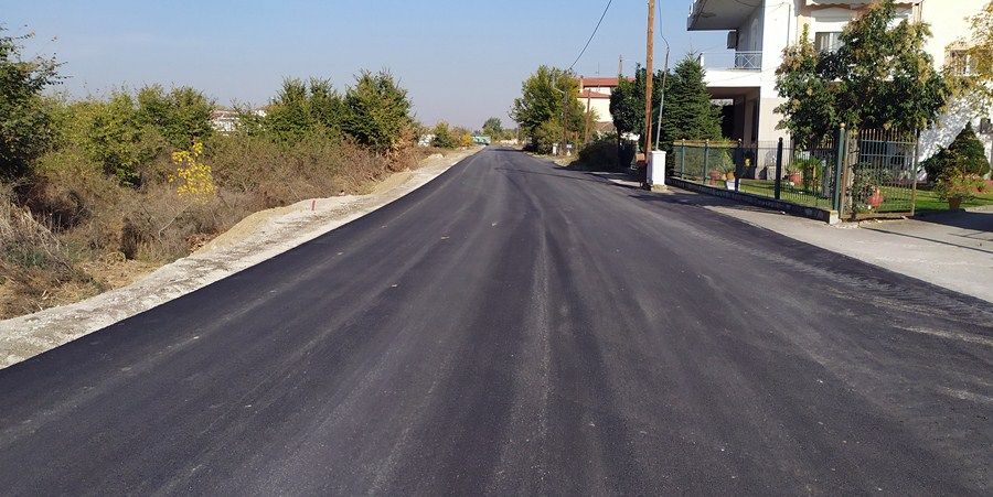 Σοφάδες: Ασφαλτοστρώθηκαν η βόρεια είσοδος και η οδός Παπάγου (+Φωτο)