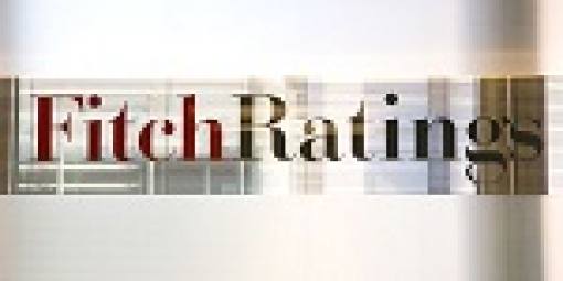 Fitch: Aναβάθμιση της Ελλάδας κατά δύο βαθμίδες