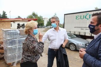 Παράδοση ειδών πρώτης ανάγκης στο Κοινωνικό Παντοπωλείο από το ΚΙΝΑΛ Καρδίτσας