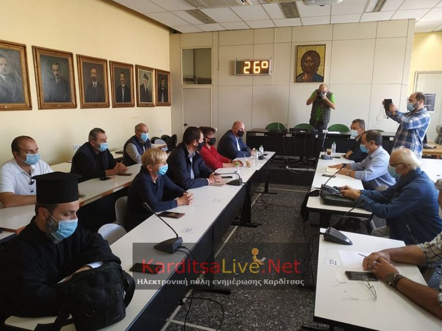 Σύσκεψη στο Δημαρχείο Καρδίτσας για τις αναγκαίες παρεμβάσεις κατά των συνεπειών του "Ιανού"