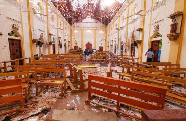 Σρι Λάνκα: Στους 290 οι νεκροί από τις βομβιστικές επιθέσεις σε εκκλησίες και ξενοδοχεία ανήμερα του Πάσχα των καθολικών