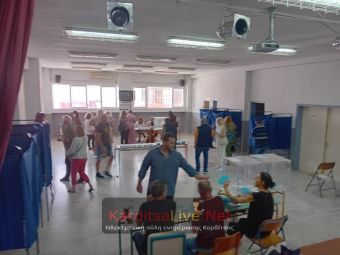 Με διαφορά "στήθους" η ΔΑΚΕ την πρωτιά στις εκλογές δασκάλων και νηπιαγωγών
