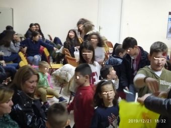 Χριστουγεννιάτικη γιορτή πραγματοποίησε ο Σύλλογος Γονέων Δημοτικού Σχολείου Καλλιθήρου