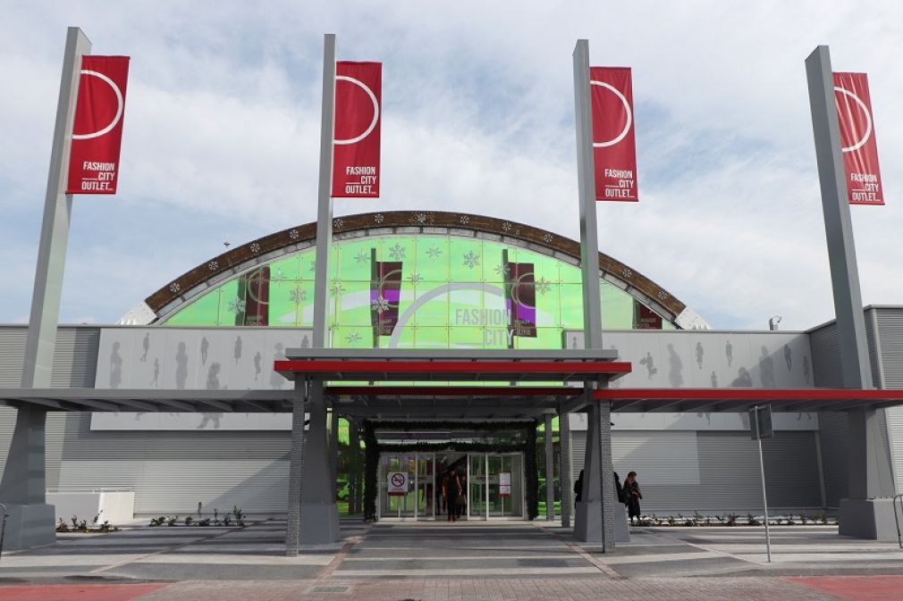 Εγκαινιάστηκε το νέο Fashion City Outlet στη Θεσσαλία