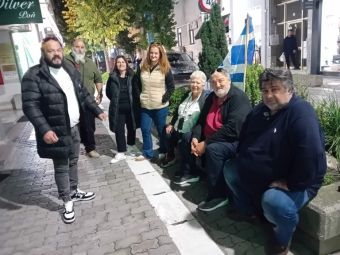 Λάρισα: Σταμάτησε την απεργία πείνας ο κτηνοτρόφος έξω από το πολιτικό γραφείο του Υφυπουργού Χρ. Κέλλα