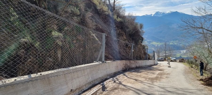 Αντικατάσταση πλεγμάτων που καταστράφηκαν από τον ΙΑΝΟ στην Τ.Κ Πορτής από την Π.Ε. Καρδίτσας