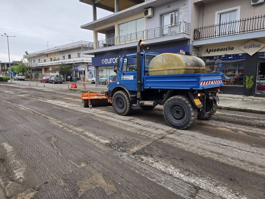Ξεκίνησαν εργασίες ασφαλτόστρωσης στο κέντρο του Παλαμά (+Φωτο)