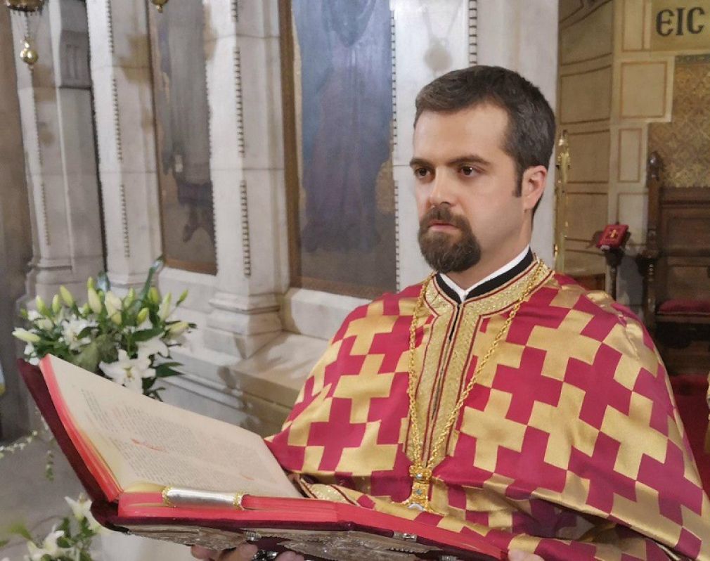 Βοηθός Επίσκοπος της Ιεράς Μητροπόλεως Γαλλίας εξελέγη ο Καρδιτσιώτης Αρχιμ. Μάξιμος Παφίλης