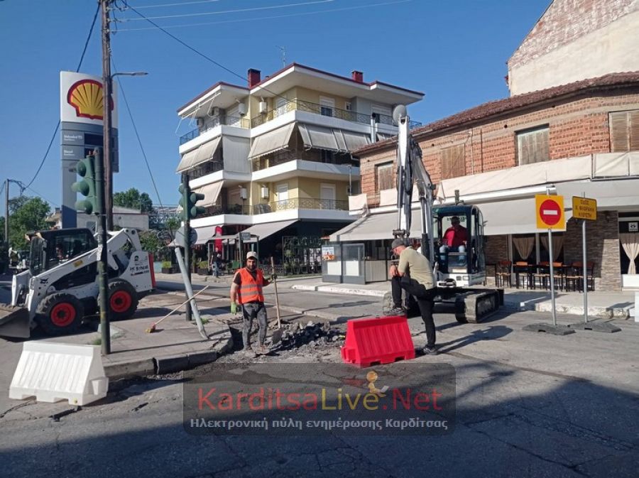 Έπιασαν δουλειά τα μηχανήματα για την ασφαλτόστρωση της οδού Φλωράκη (+Φώτο +Βίντεο)