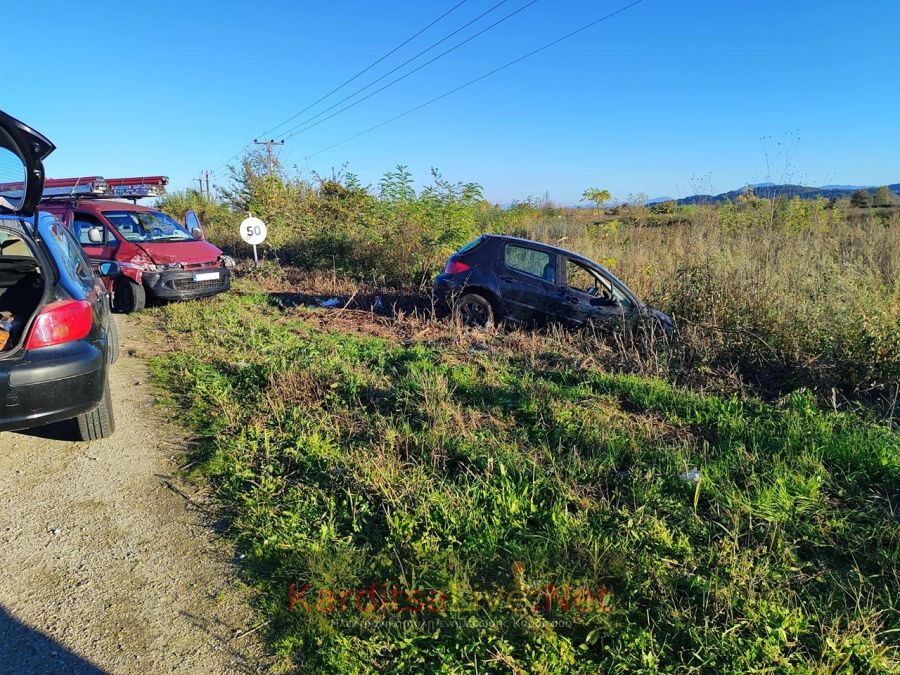 Σύγκρουση οχημάτων με υλικές ζημιές στο δρόμο Καρδίτσας - Μητρόπολης (+Φωτο)