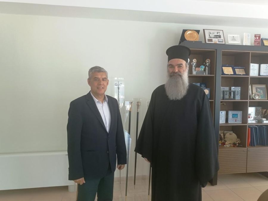 Συνάντηση Περιφερειάρχη Κ. Αγοραστού με τον Μητροπολίτη Ελασσώνος κ. Χαρίτωνα