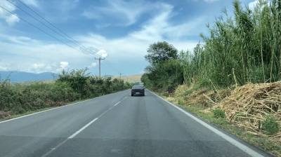 Σε εξέλιξη καθαρισμοί - εργασίες συντήρησης στο οδικό δίκτυο της Π.Ε. Λάρισας