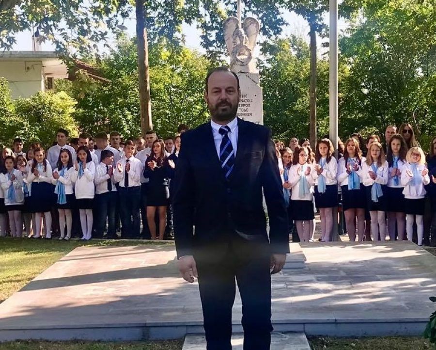 Φ. Στάθης: "Την 25η Μαρτίου ψέλνουμε ταυτόχρονα από τα μπαλκόνια μας τον εθνικό ύμνο"
